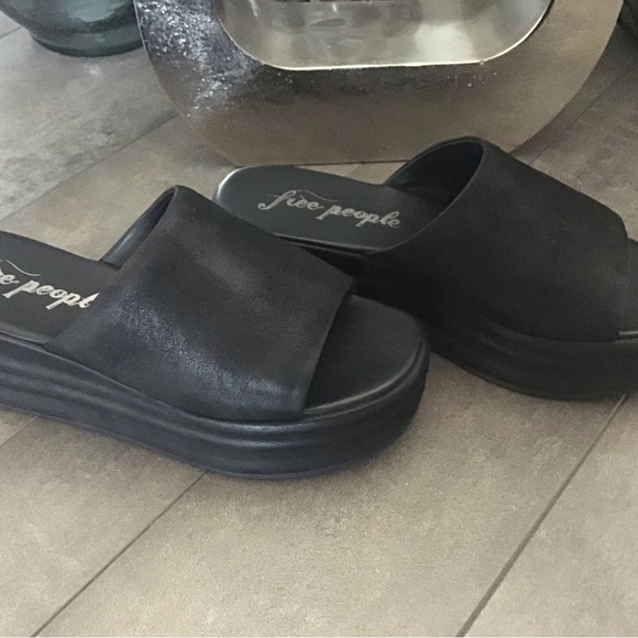Free People Black Platform Slide Sandals - Picture 5 of 9